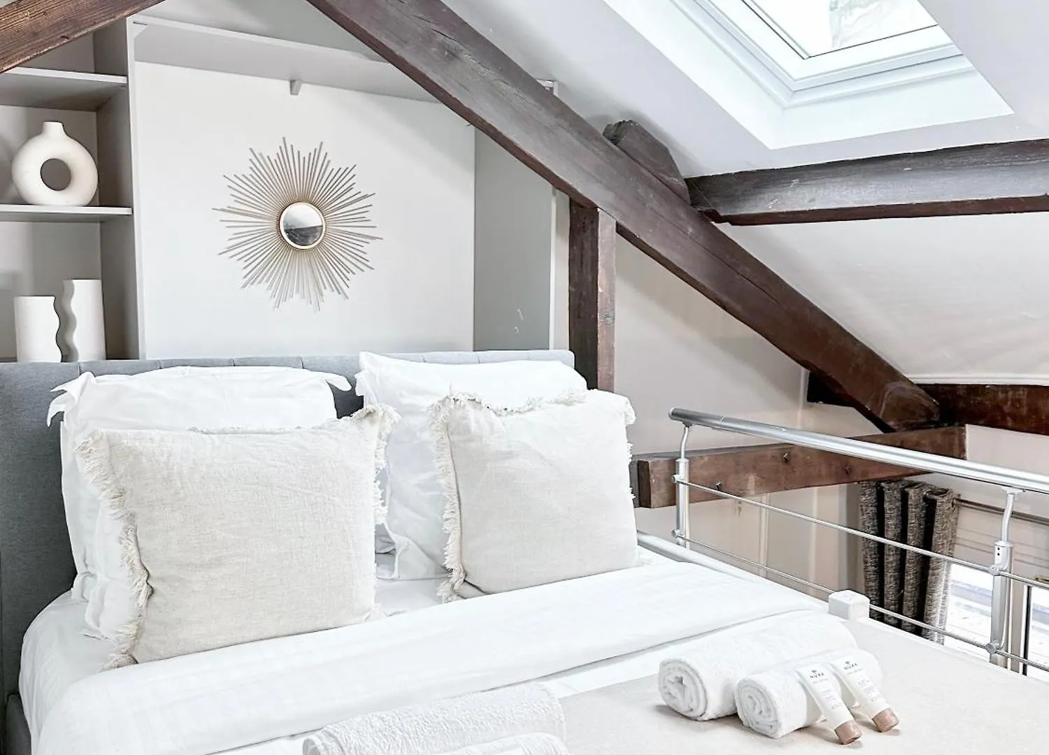 Appartement Buttes Chaumont - Amazing duplex - 6062 à Paris