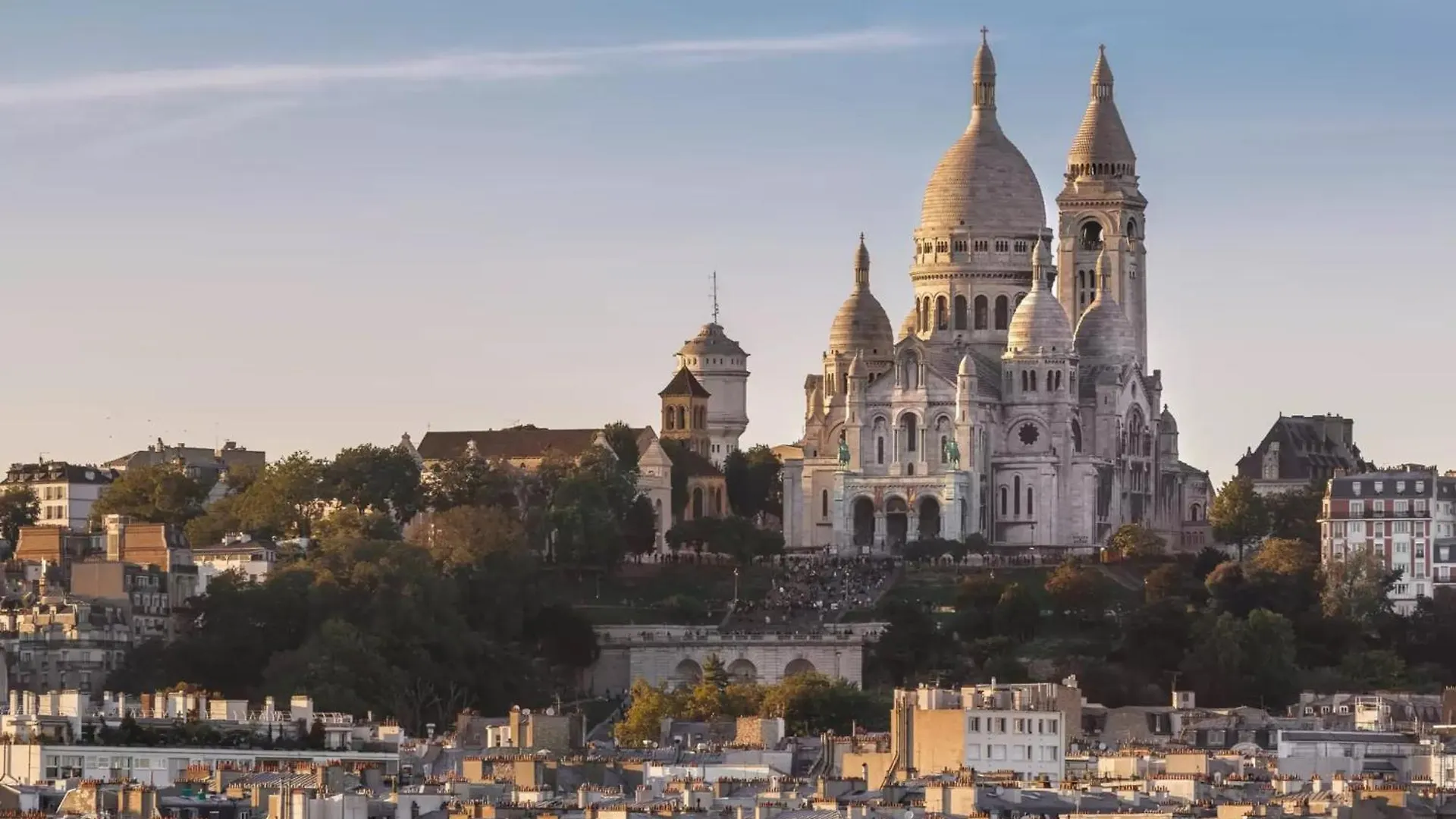 Appartement Buttes Chaumont - Amazing duplex - 6062 à Paris France