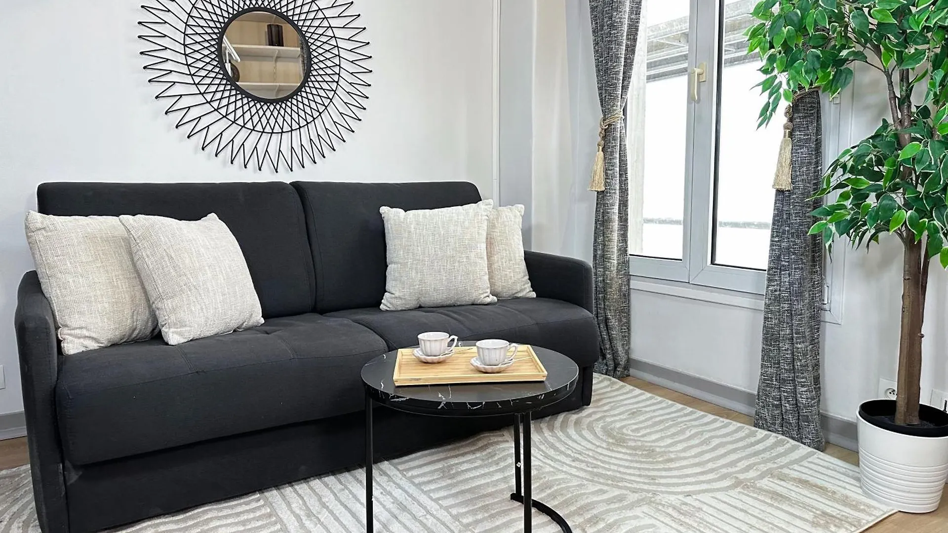 6062 - Stylish Duplex In Paris Olympic Games 2024 Apartment 0*,  France