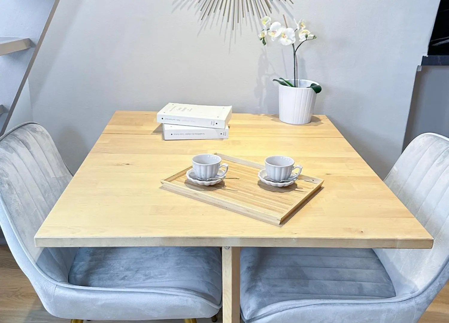 Appartement Buttes Chaumont - Amazing duplex - 6062 à Paris